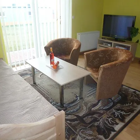 Viki Quarto em Acomodações Particulares *