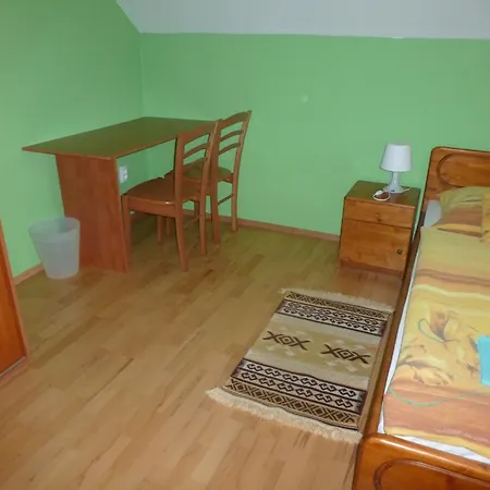 Quarto em Acomodações Particulares Viki
